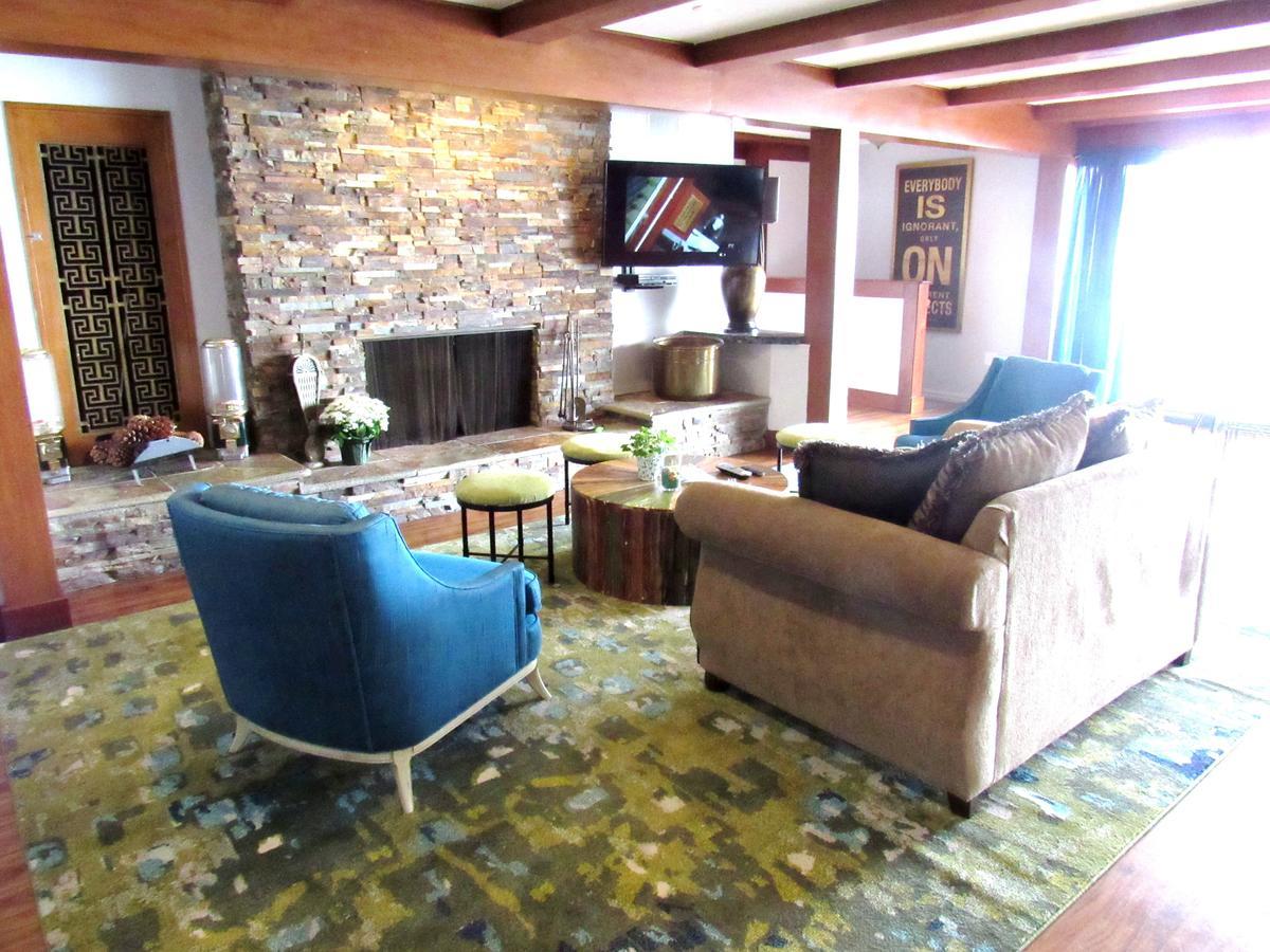 Skyforest Inn Extérieur photo